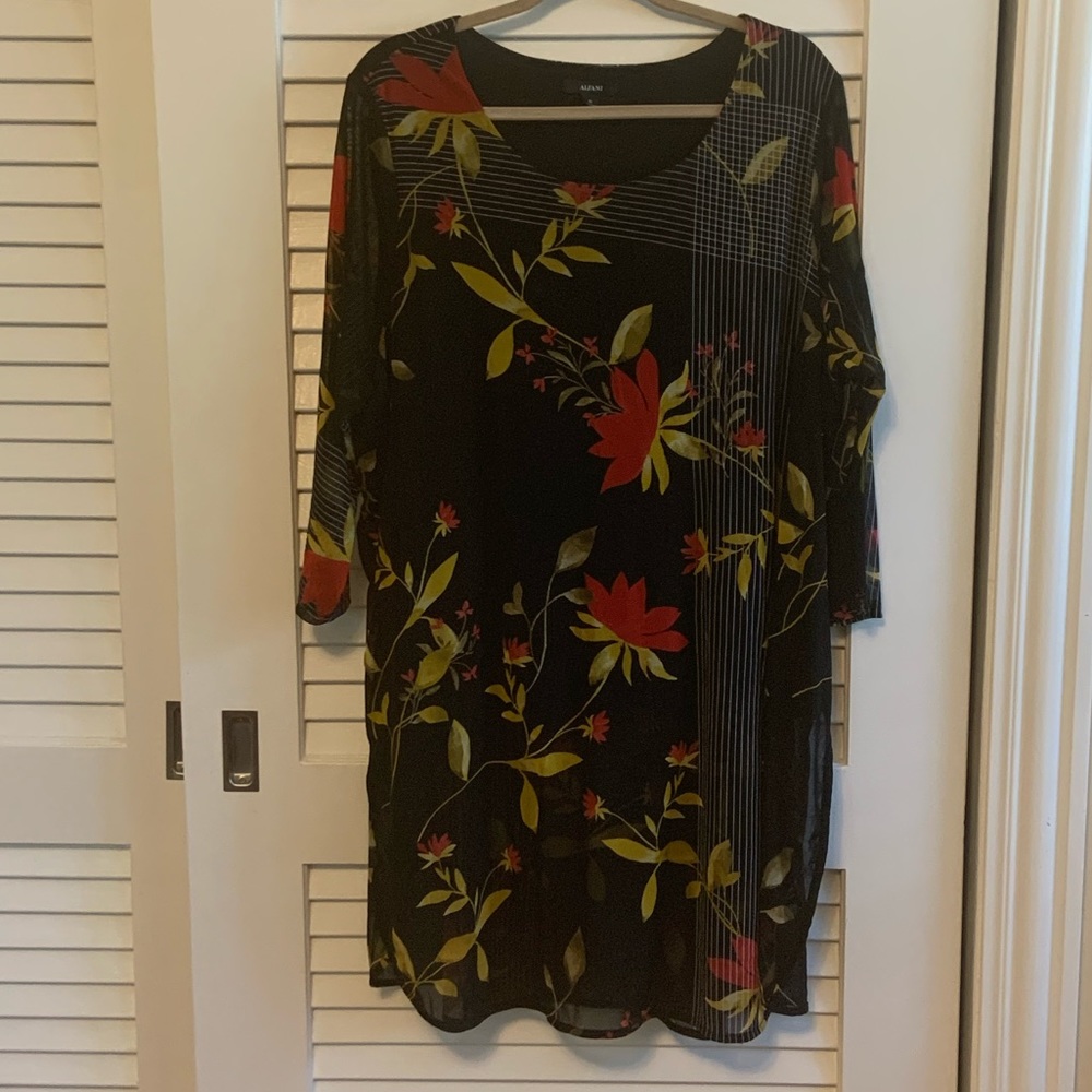Alfani tunic